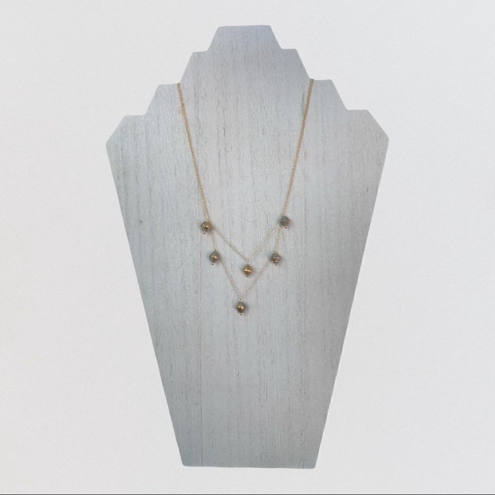 NWT 31 Bits Sandy Strands Necklace, Grey/Gold